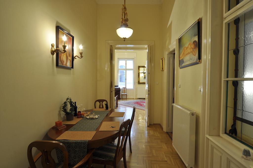 Charming Art Deco Flat Apartment Budapest Phòng bức ảnh