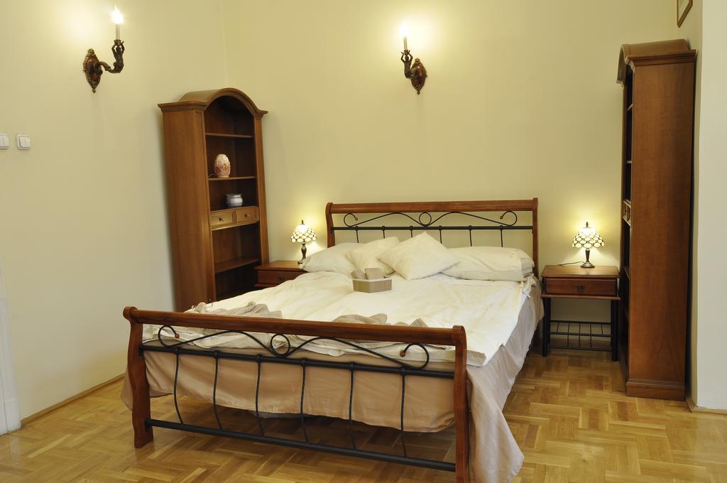Charming Art Deco Flat Apartment Budapest Ngoại thất bức ảnh