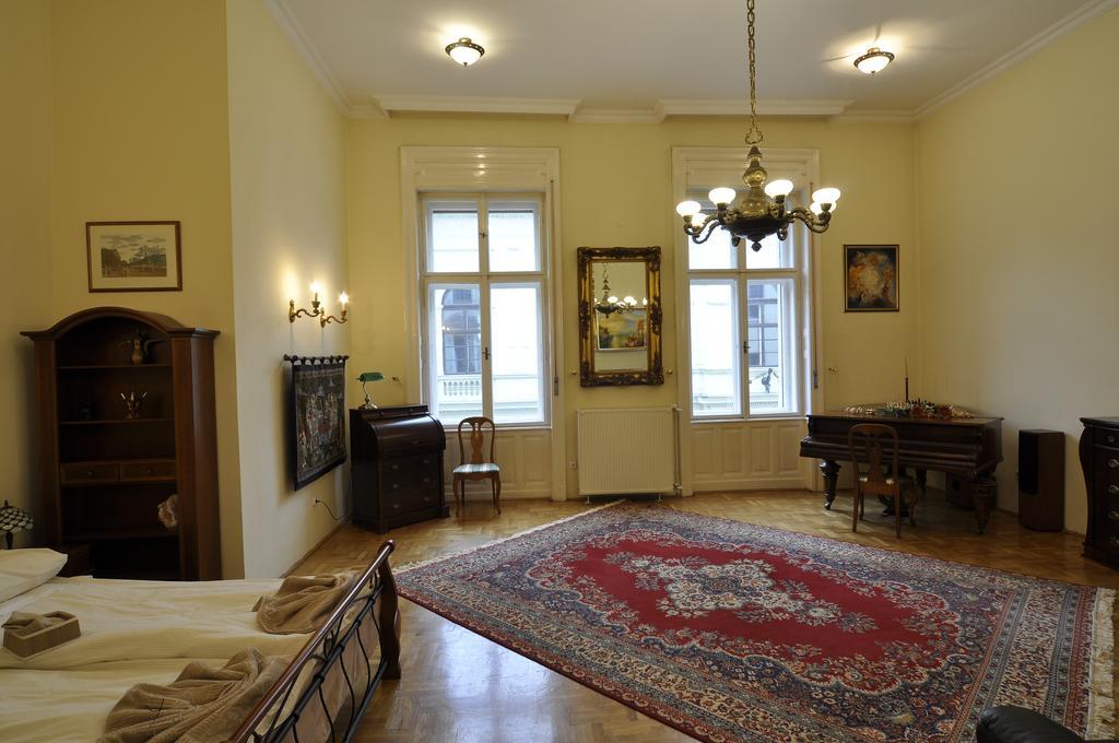Charming Art Deco Flat Apartment Budapest Ngoại thất bức ảnh